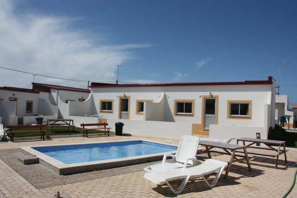 Penichepraia - Bungalows, Campers & Spa Exterior photo